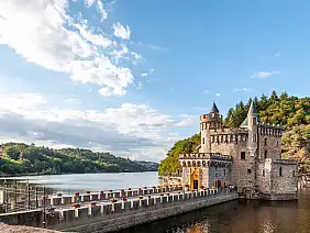 view,of,the,magnificent,castle,chateau,de,la,roche,in