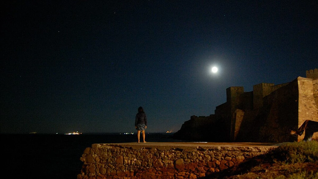 con un piede in asia