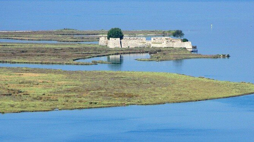 albania. si può anche vivere senza!!!