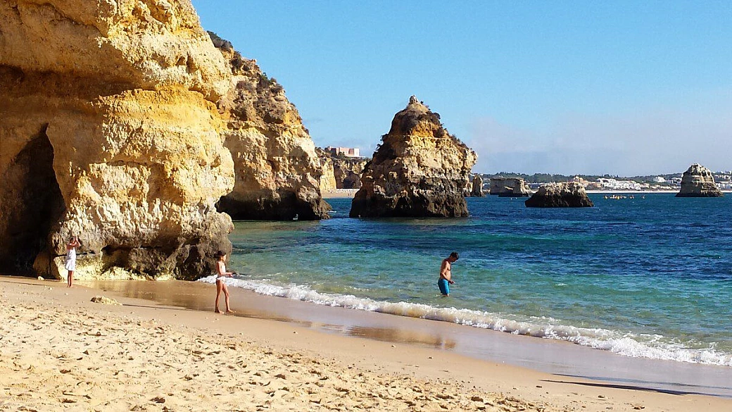 una famiglia alla scoperta del portogallo