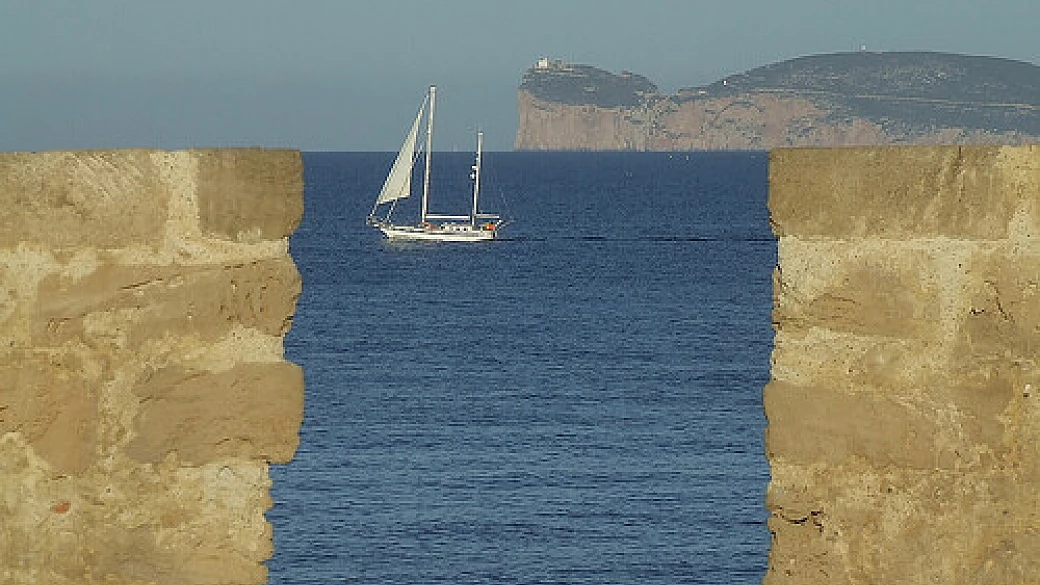 alghero: i turistipercaso raccontano la loro città