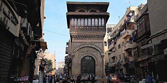 Cairo - Lungo la via Al Mu'izz