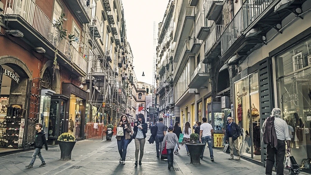 atelier napoletano, un tour nell’eleganza tra botteghe storiche e artigiani eccellenti
