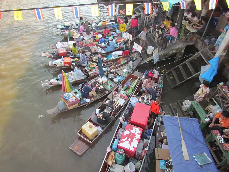 amphawa, floating market