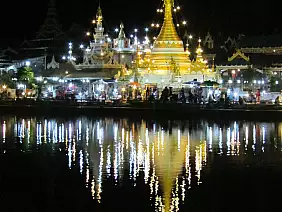 ayutthaya-monumento-zq4ts