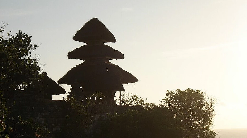 onda su onda... bali, paradiso dei surfisti!