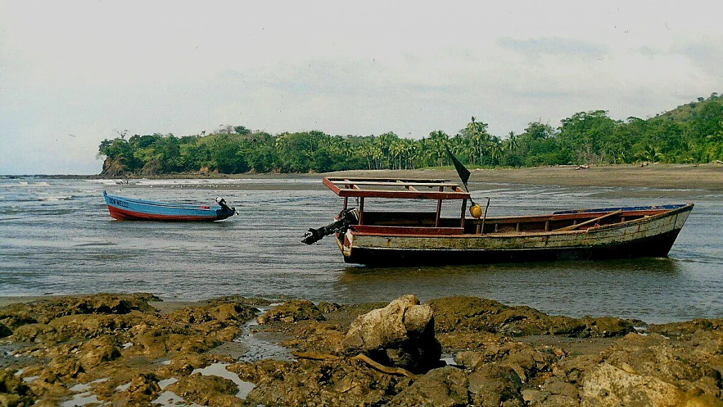 una pseudo surfista milanese a panama
