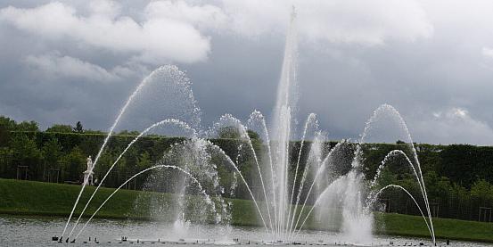 Giochi d'acqua Bacino nel bacino dello Specchio a Versailles