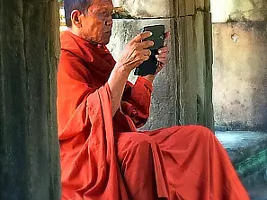 modernita' buddista