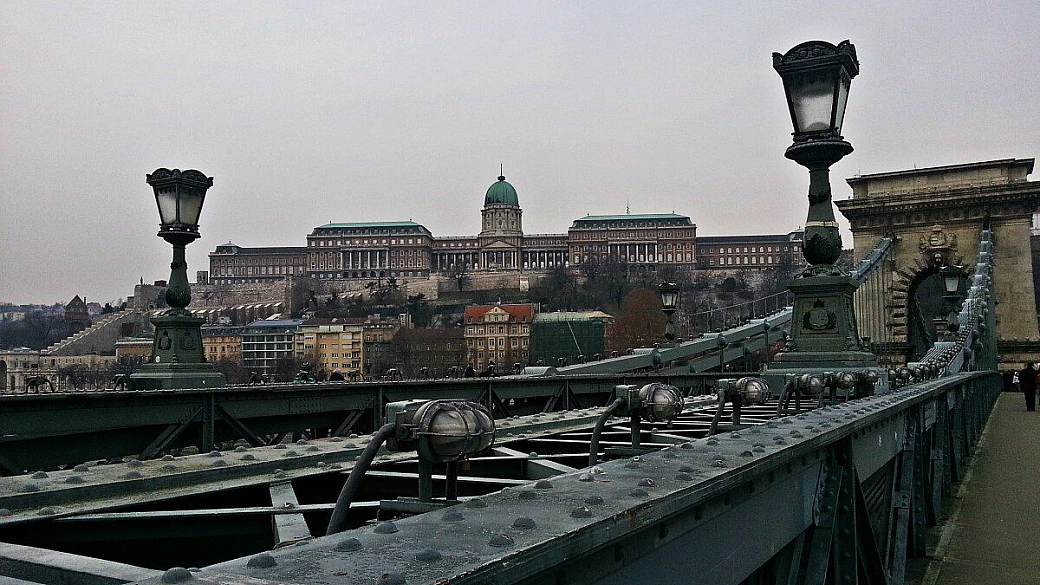 a budapest in auto per capodanno