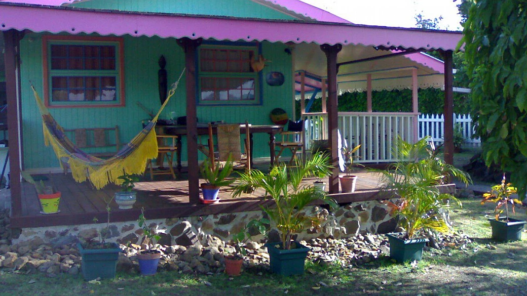 caraibi orientali, piccole antille... st. lucia e martinica