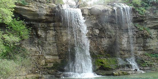 cascata delle due rocche corleone di pa