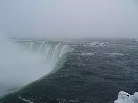 cascate-del-niagara-natura-j8krc