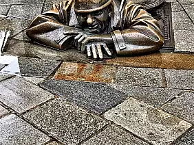 castello-di-bratislava-x82em