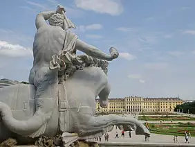 castello-di-schonbrunn-palazzo-ygyu2