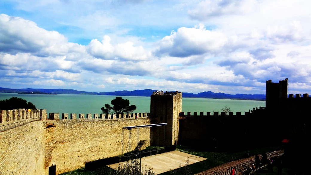 mordi e fuggi in toscana di e non solo: montepulciano, castiglione del lago e cortona