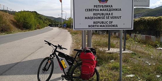 Dalla Val d'Aosta ad Atene in bici: da Pristina al Lago Dojran
