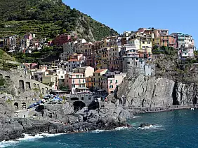 cinque-terre-w8jfc
