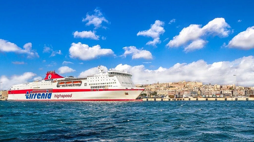 viaggi illimitati di a rate e senza interessi per sicilia e sardegna