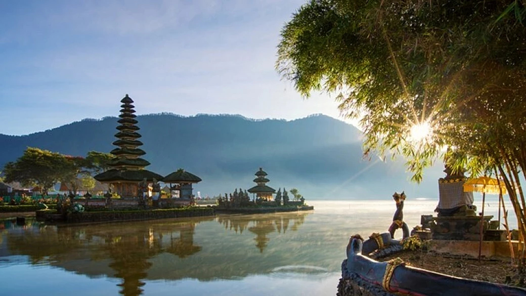 dove andare al mare all'estero ad agosto