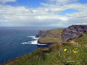 cliff-of-moher-panorama-c4gn3