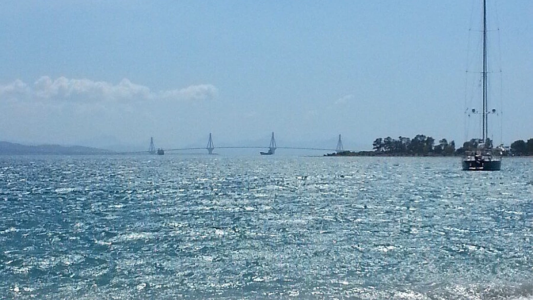 grecia, il peloponneso in auto tra storia e mare