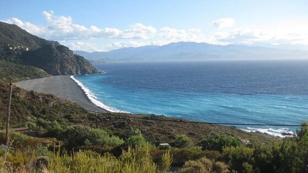 corsica - capo corso - a proposito di distributori