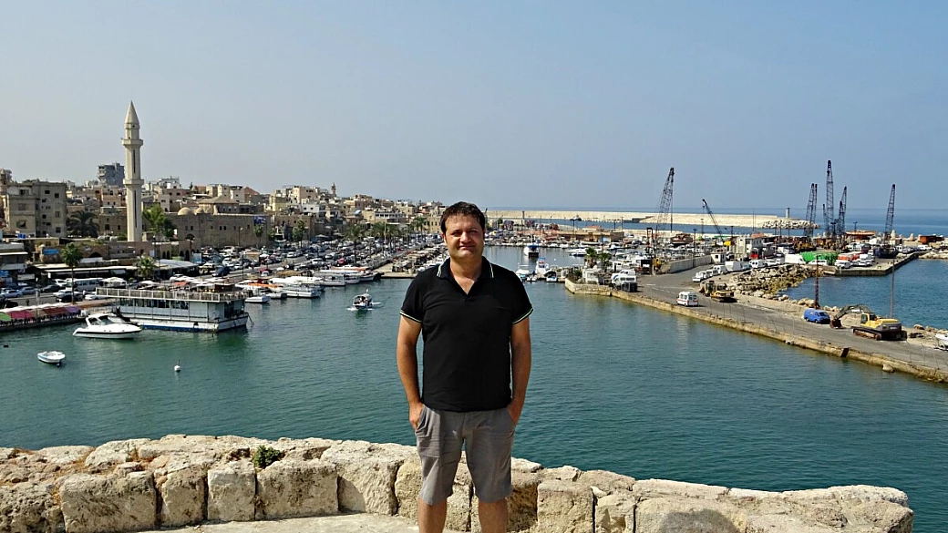 sotto l’ombra del cedro