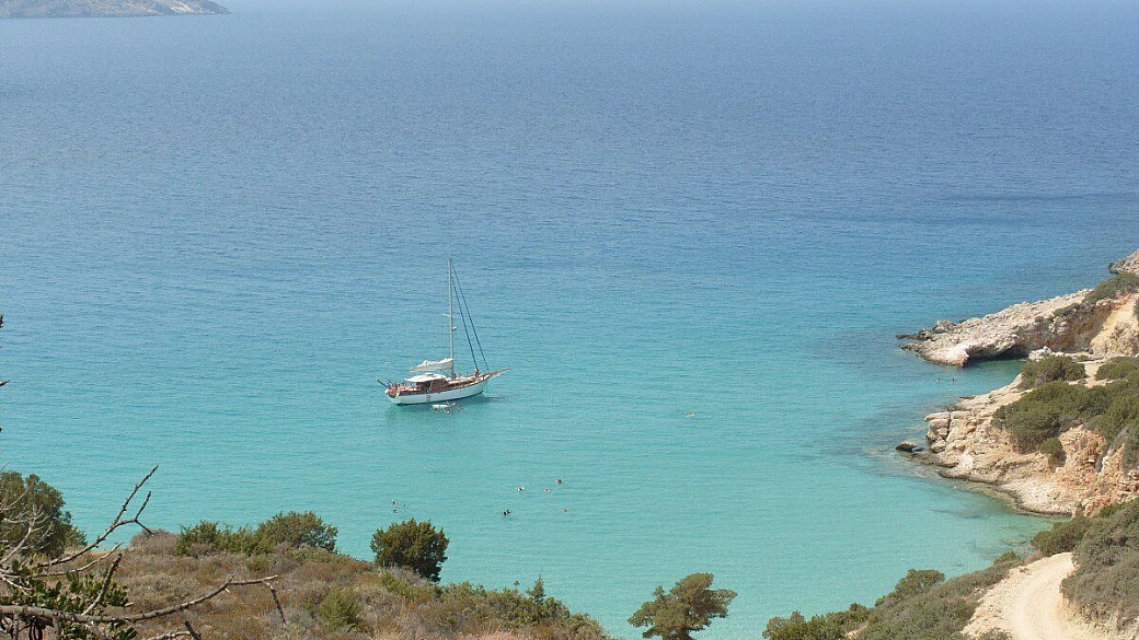 creta, isola economica e mare cristallino