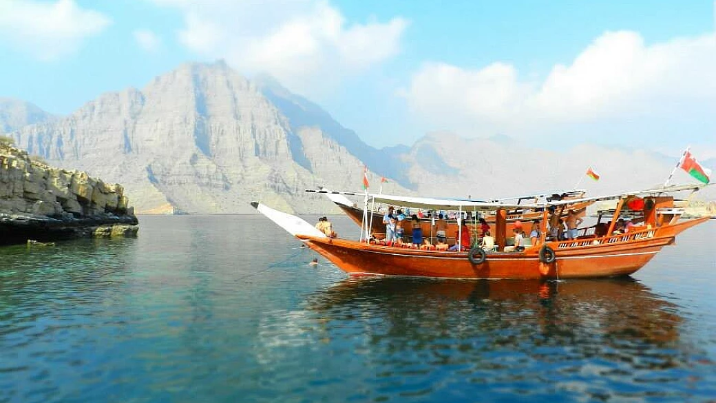 in crociera tra oman ed emirati arabi