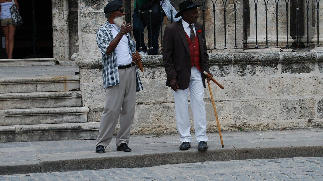 avana, bella ma okkio