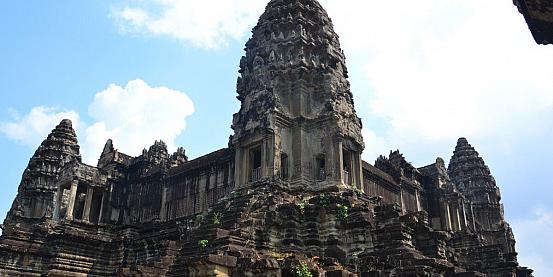 angkor wat: tempio centrale, 3° piano: il regno degli dei3,