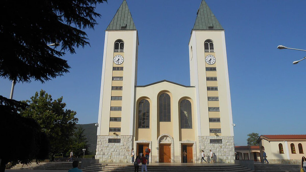 medjugorje, resistere non serve a niente...