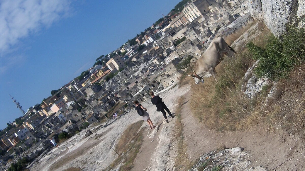 sassi di matera cercando di non superare il budget previsto di tirchia forever atto secondo