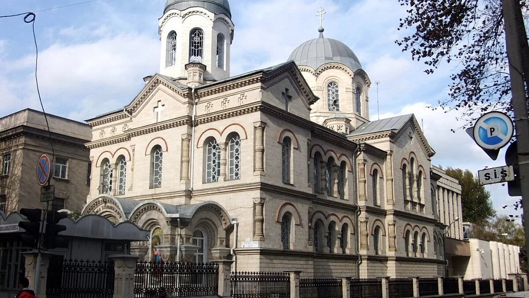 autunno con i bellissimi colori di chisinau