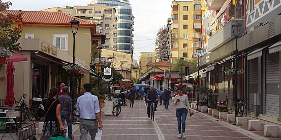 Tirana capitale emergente tra antico e moderno 10