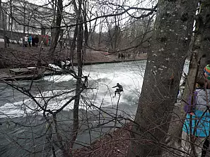 surf sul fiume eisbach