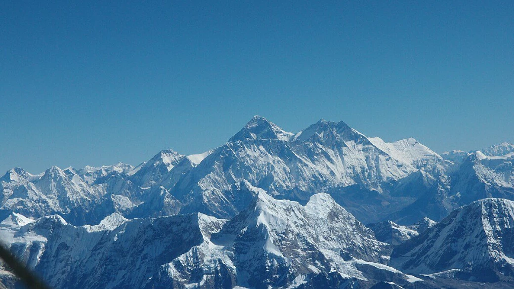 round annapurna and tilicho lake