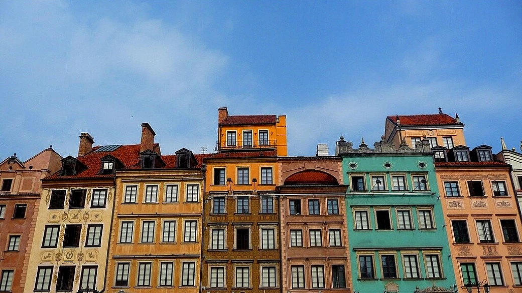 varsavia e toruń viste da una turista solitaria