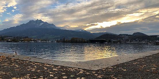 Lago di Lucerna al tramonto