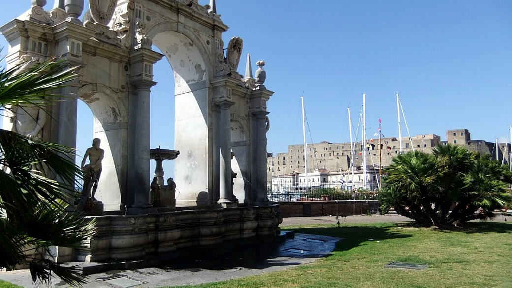 napoli di sorprendente e capri di un gioiello