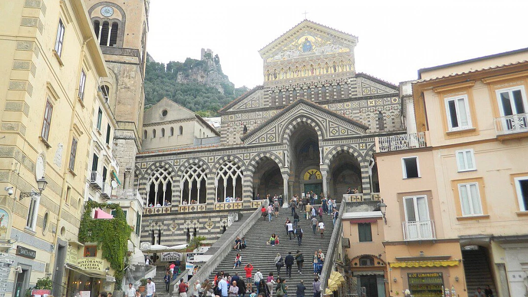 tra profumi di limoni e di storia antica