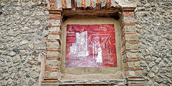 Pompei, Tempio di Iside: Arpocrate che intima il silenzio agli iniziati