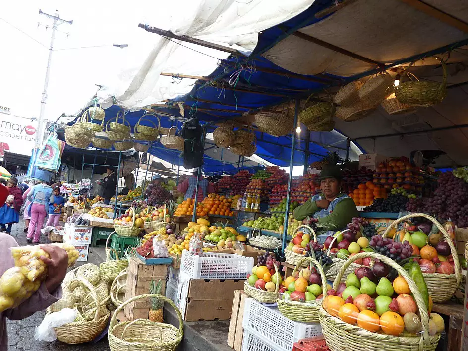 mercato di latacunga