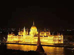 il parlamento di budapest 3