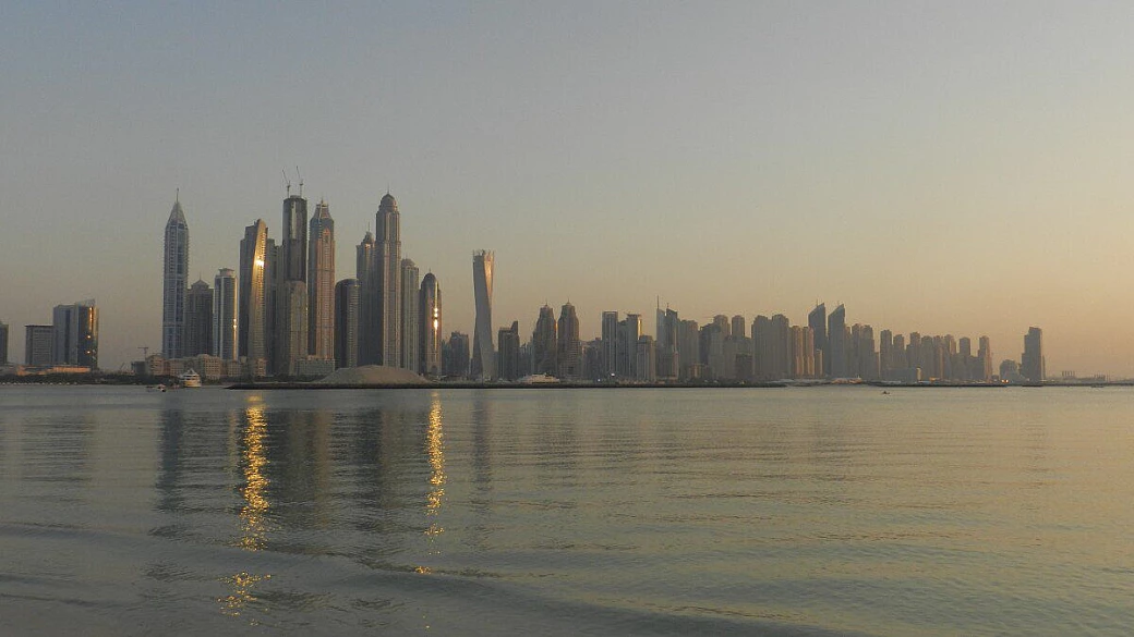 emirati arabi in bassa stagione, lusso alla portata di di quasi tutti