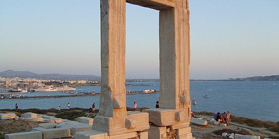 Naxos, Palatia - Portara