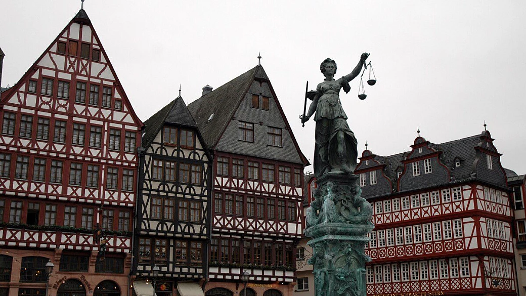 francoforte, il punto d'incontro tra antico e moderno