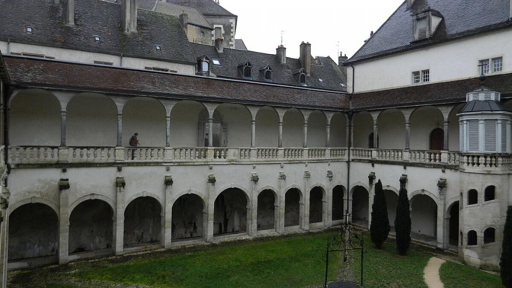 biblioturismo a dole