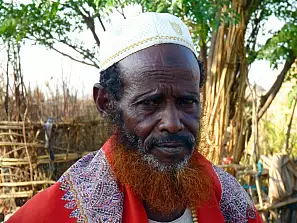 capo villaggio afar - dancalia di etiopia